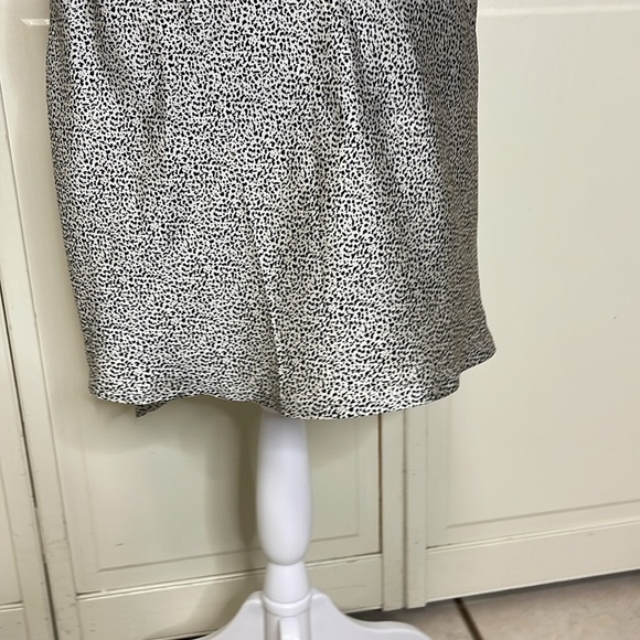 SIENNA SKY Women's Satin Leopard Print A-Line Midi Skirt Size L - Picture 4 of 8
